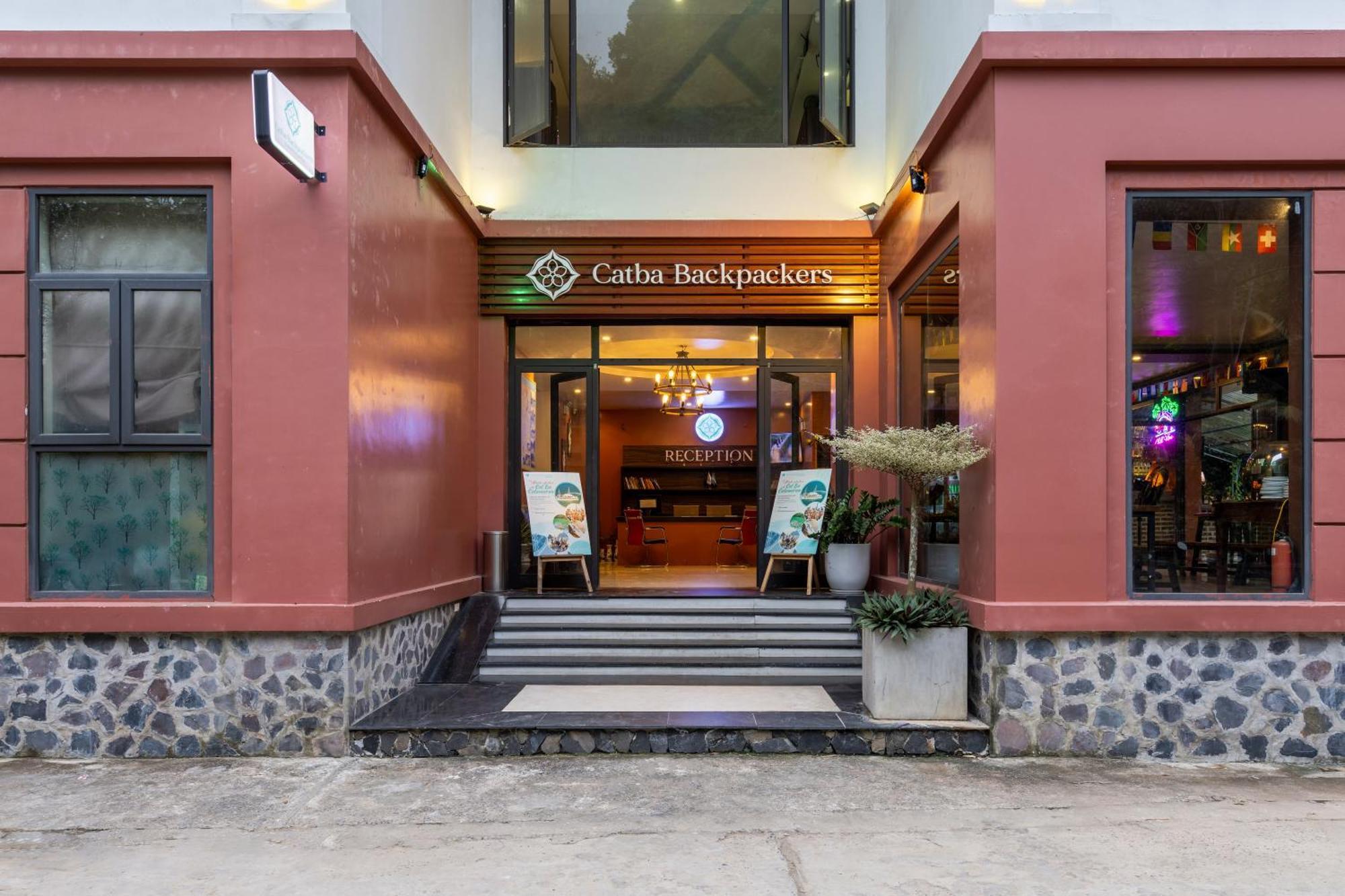 Catba Backpackers Hostel & Pool Bar Chan Chau Exterior foto